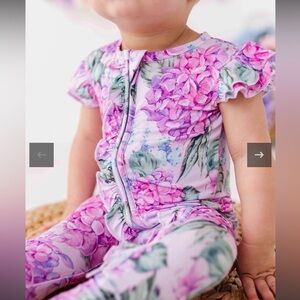Bums and Roses ruffle zipper romper cap sleeve hydrangea floral print 3-6 months